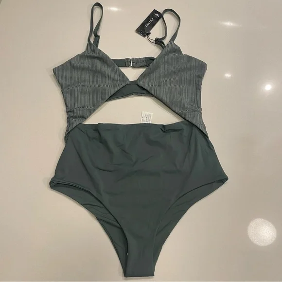 Anthropologie x Tavik Penelope One Piece Slinky Rib Meadow Green, size l